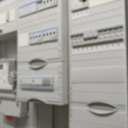 Schalt­schrank­bau bei E.TEC GmbH in Bad Lobenstein