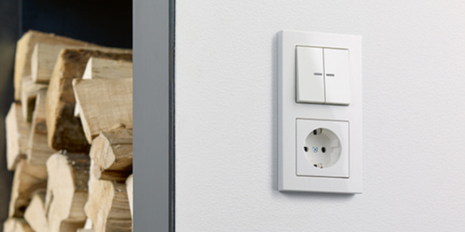 JUNG KNX Taster F 10 bei E.TEC GmbH in Bad Lobenstein